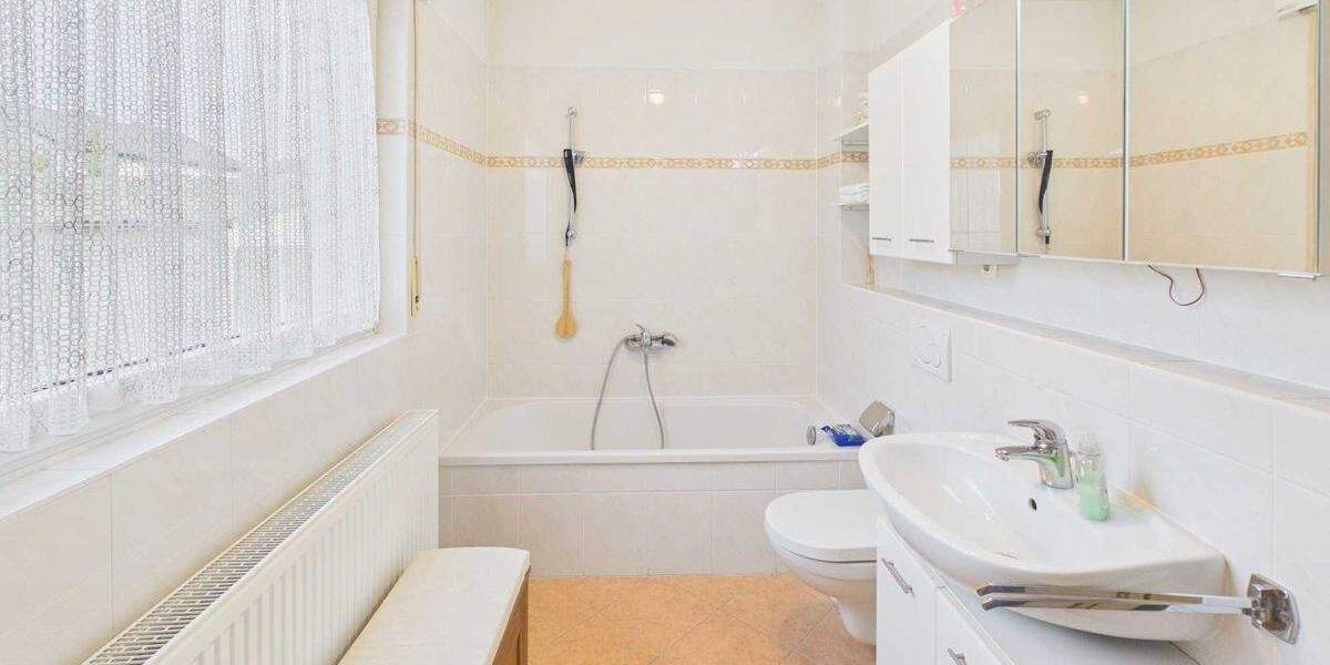 Einfamilienhaus Karlstein Dettingen - 7 Zimmer, 139 m&sup2;, 749.000&euro; | Angebot:25879928