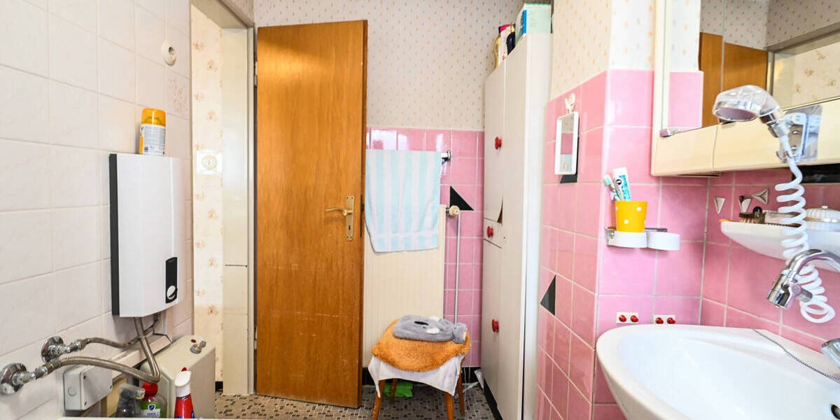 Mehrfamilienhaus, Wohnhaus Eppertshausen - 8 Zimmer, 148 m&sup2;, 349.000&euro; | Angebot:25693343