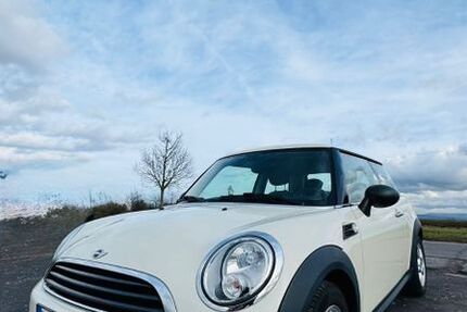 Mini ONE 99.000 km 6.800 &euro; Schöneck 61137