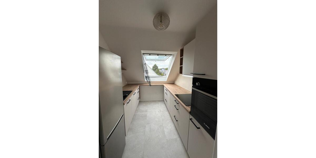 Dachgeschoßwohnung Dreieich - 3.5 Zimmer, 89 m&sup2;, 1.520&euro; | Angebot:25959583