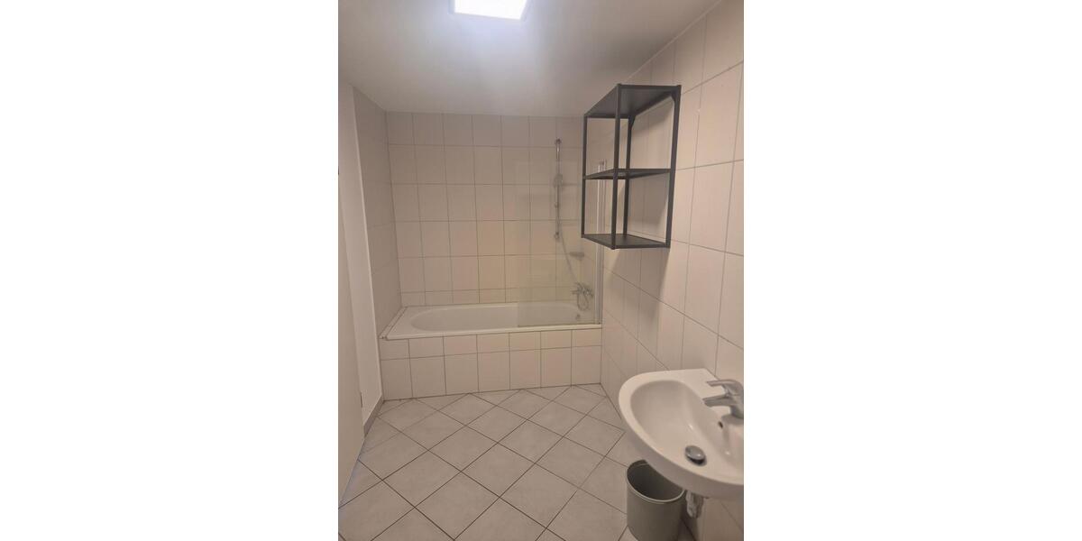 Etagenwohnung Frankfurt am Main Niederrad - 3.5 Zimmer, 106 m&sup2;, 1.689&euro; | Angebot:25266793