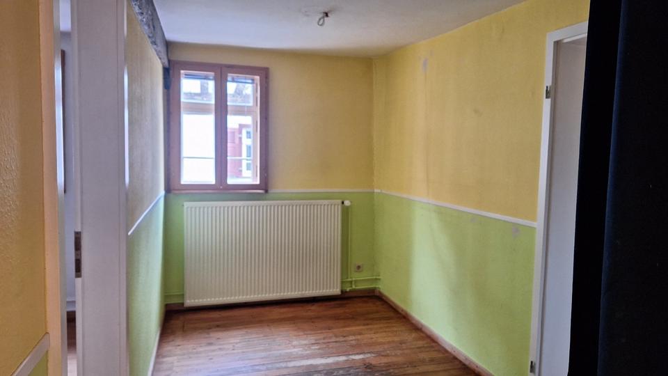 Erdgeschoßwohnung Rosbach vor der Höhe - 2.5 Zimmer, 90 m&sup2;, 750&euro; | Angebot:25975697