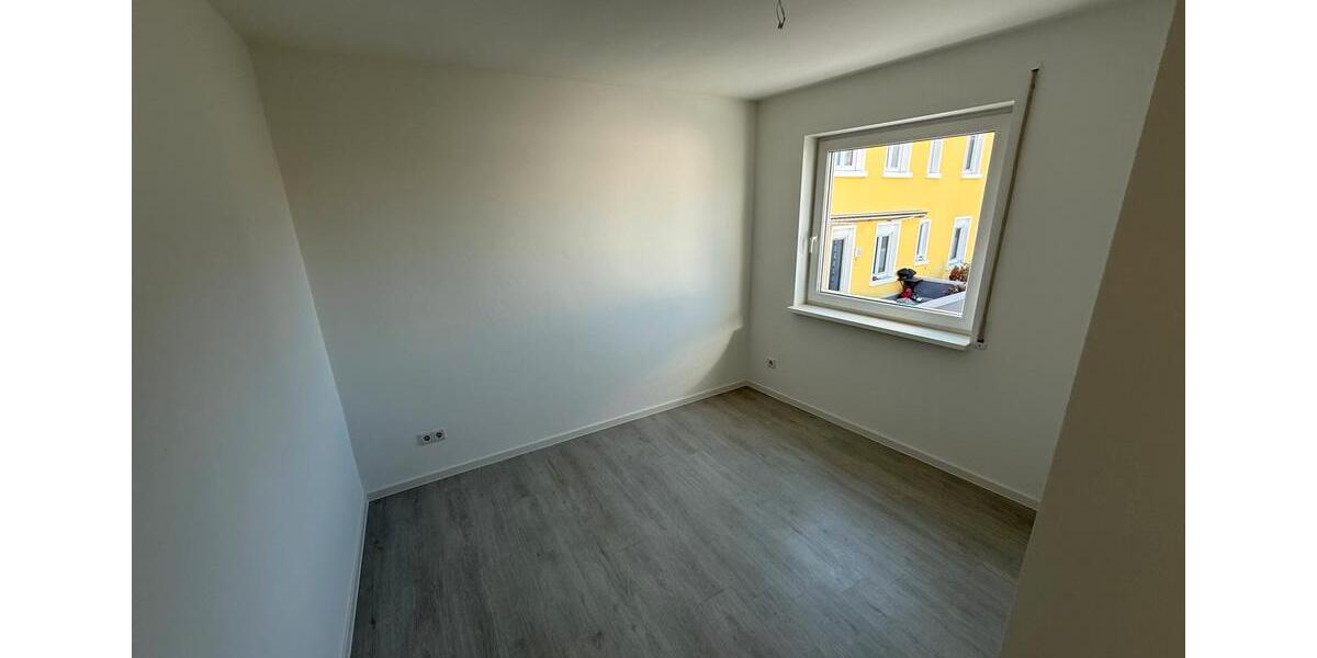 Etagenwohnung Seligenstadt - 3 Zimmer, 89 m&sup2;, 1.150&euro; | Angebot:25722457