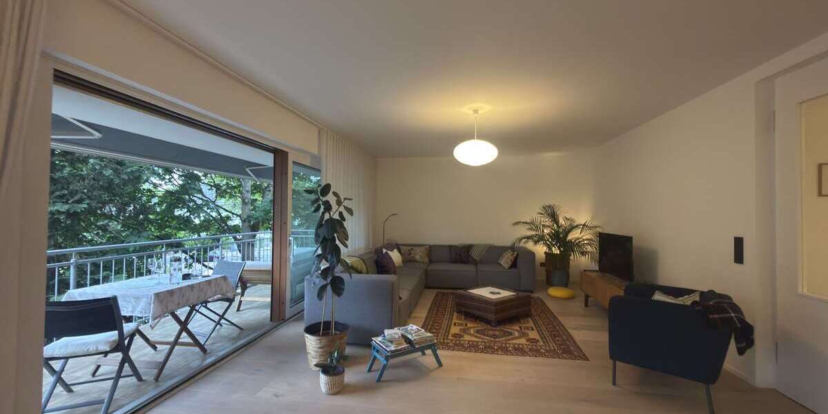 Etagenwohnung Frankfurt Bockenheim - 5 Zimmer, 150 m&sup2;, 3.000&euro; | Angebot:26841713
