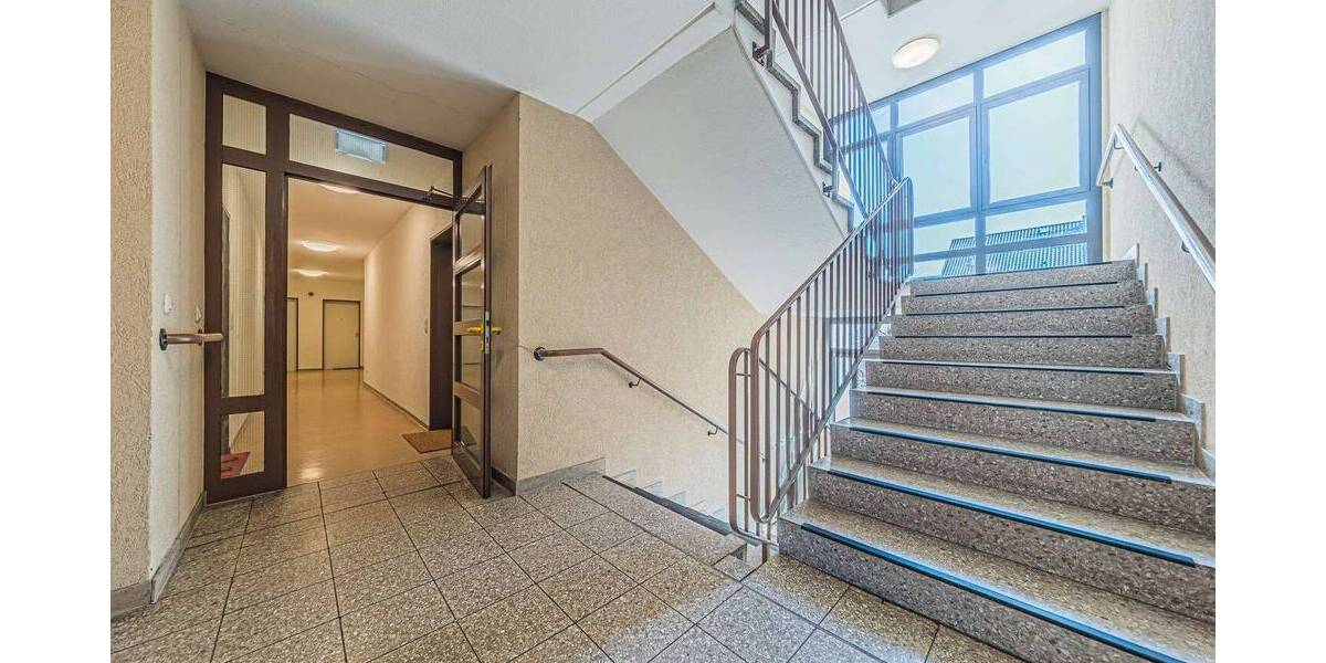 Etagenwohnung Frankfurt am Main Gallus - 2 Zimmer, 48 m&sup2;, 1.550&euro; | Angebot:26064367