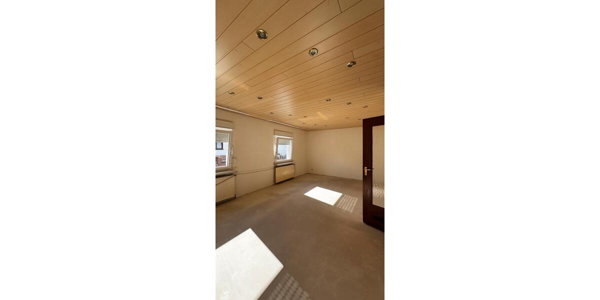 Erdgeschoßwohnung Limeshain - 4 Zimmer, 97 m&sup2;, 239.000&euro; | Angebot:25332533