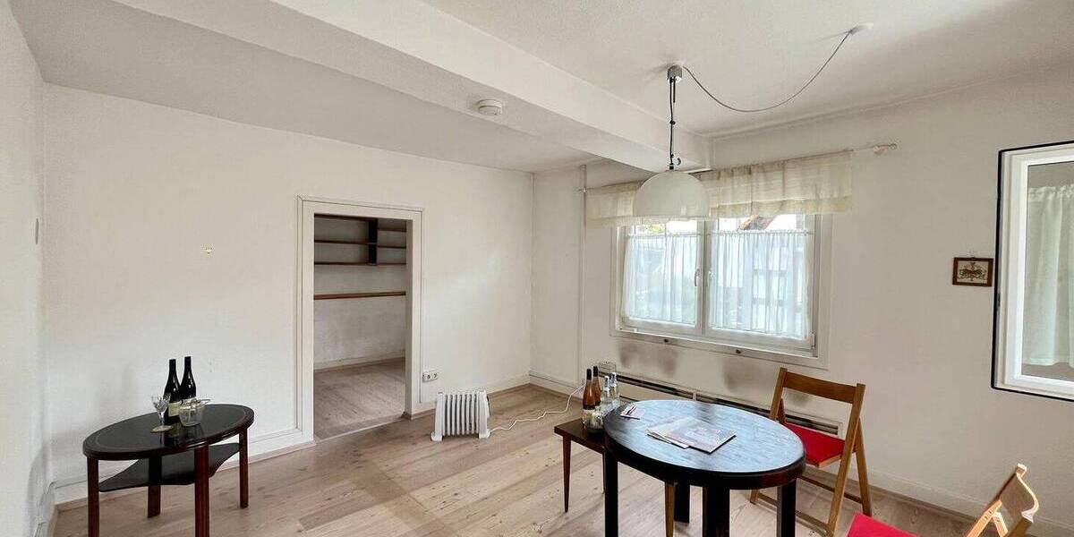 Einfamilienhaus Büdingen Eckartshausen - 7 Zimmer, 131 m&sup2;, 128.000&euro; | Angebot:26891506