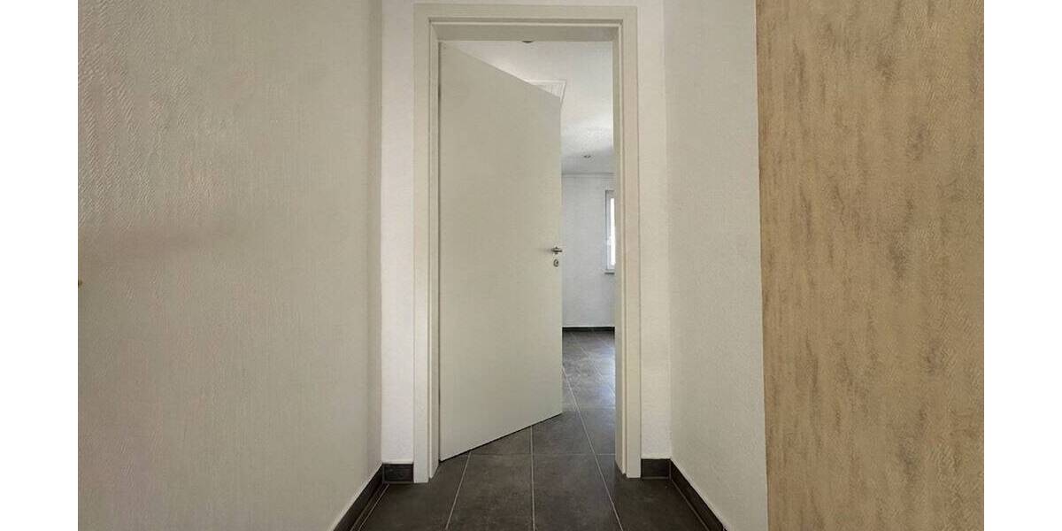 Etagenwohnung Offenbach am Main Hafen - 4 Zimmer, 87 m&sup2;, 1.250&euro; | Angebot:26862659