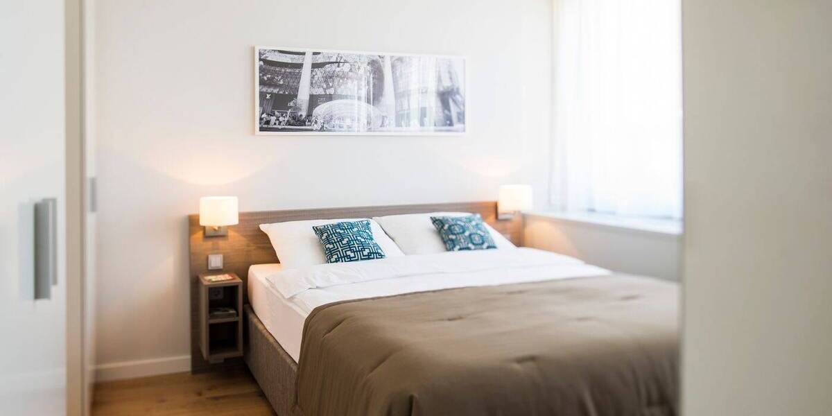 Etagenwohnung Frankfurt am Main Innenstadt - 1 Zimmer, 33 m&sup2;, 945&euro; | Angebot:25970608