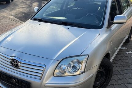 Toyota Avensis 235.200 km 2.300 &euro; Frankfurt am Main 65933