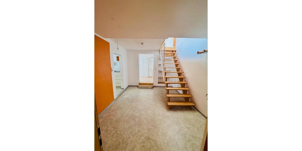 Loft - Studio - Atelier Frankfurt am Main Niederrad - 2 Zimmer, 90 m&sup2;, 1.100&euro; | Angebot:25870905