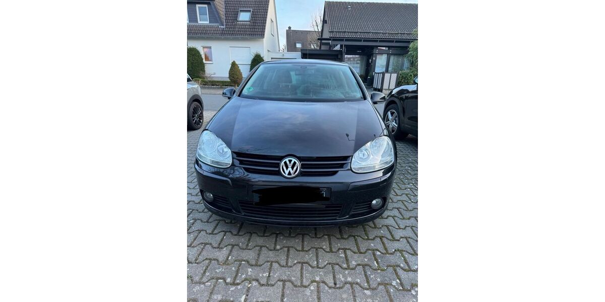 VW Golf 140.000 km 5.000 &euro; Obertshausen 63179