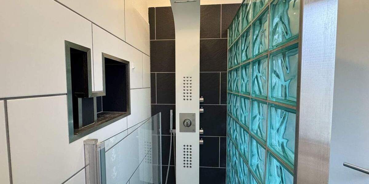 Einfamilienhaus Gunzenbach Gunzenbach - 4 Zimmer, 156 m&sup2;, 349.000&euro; | Angebot:25739088