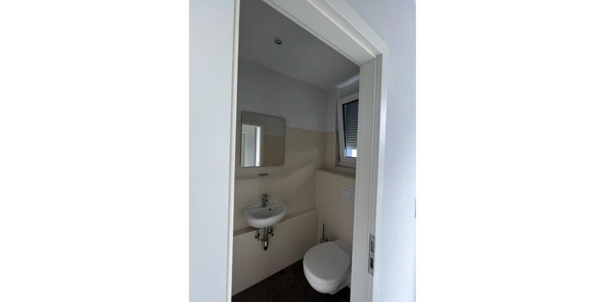 Etagenwohnung Stockstadt am Main - 5 Zimmer, 135 m&sup2;, 1.550&euro; | Angebot:25852630