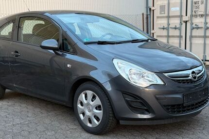 Opel Corsa 112.000 km 2.850 &euro; Frankfurt Am Main 60386