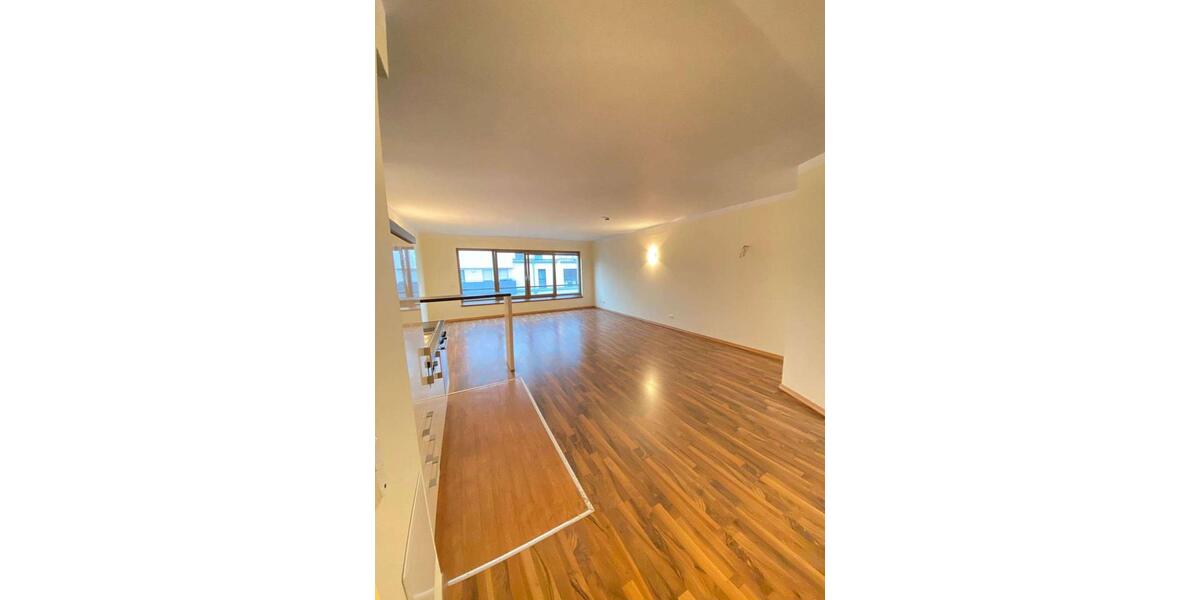 Etagenwohnung Frankfurt am Main Bockenheim - 2 Zimmer, 73 m&sup2;, 1.260&euro; | Angebot:25976065