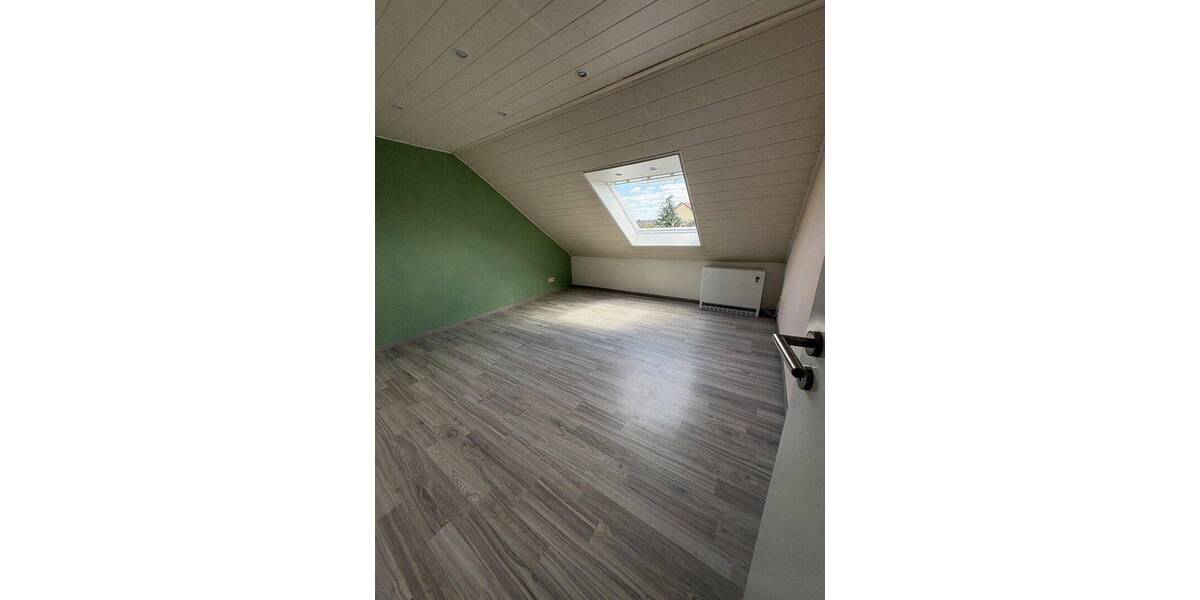 Etagenwohnung Bruchköbel - 4 Zimmer, 79 m&sup2;, 199.000&euro; | Angebot:26866312
