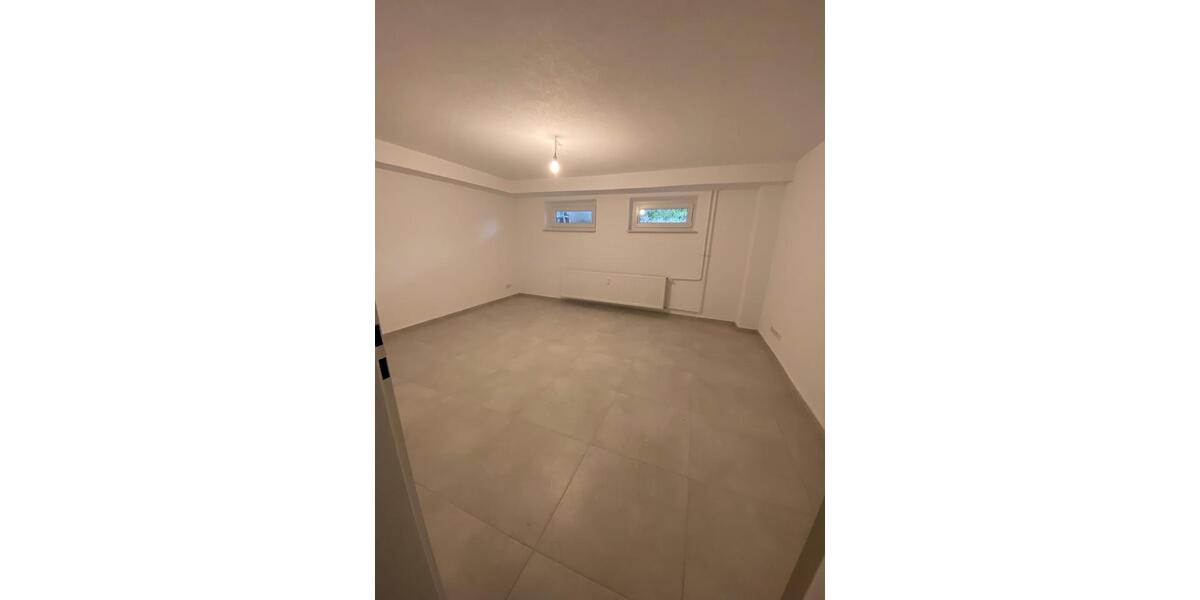 Etagenwohnung Bruchköbel - 4 Zimmer, 100 m&sup2;, 1.100&euro; | Angebot:25148131