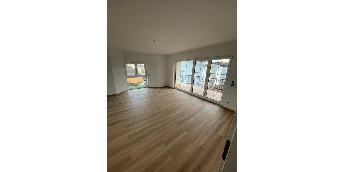 Etagenwohnung Friedrichsdorf - 4 Zimmer, 93 m&sup2;, 1.850&euro; | Angebot:26364519