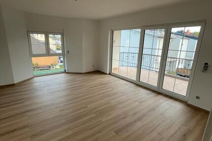 Wohnung Friedrichsdorf - 4 Zimmer, 93 m&sup2;, 1.850&euro; | Angebot:26364519