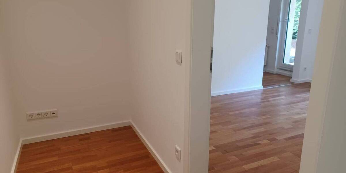 Gewerbeobjekt Frankfurt am Main Bockenheim - 3 Zimmer, 60 m&sup2;, 1.490&euro; | Angebot:25737477