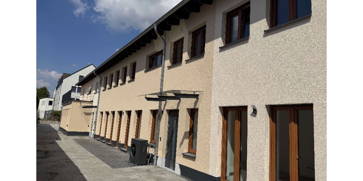 Reihenhaus Hanau - 4 Zimmer, 129 m&sup2;, 1.950&euro; | Angebot:24703271