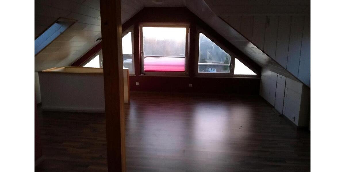 Etagenwohnung Frankfurt am Main Gallus - 2.5 Zimmer, 70 m&sup2;, 690&euro; | Angebot:25906710