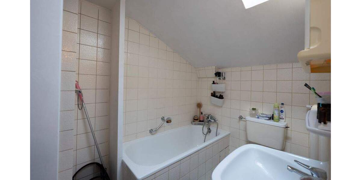 Reihenendhaus Neu-Isenburg Isenburg - 6 Zimmer, 142 m&sup2;, 674.000&euro; | Angebot:25685368