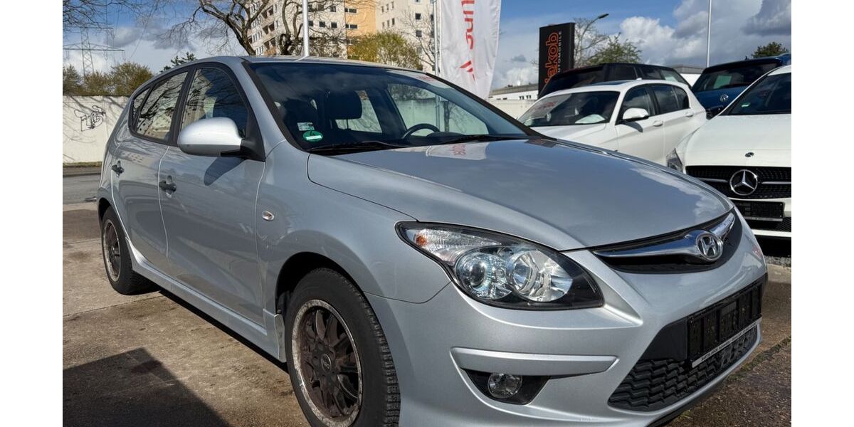 Hyundai i30 60.000 km 4.990 &euro; Mainaschaff 63814