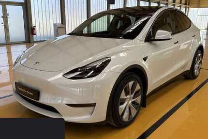 Tesla Model Y 27.903 km 39.400 &euro; Hanau 63457