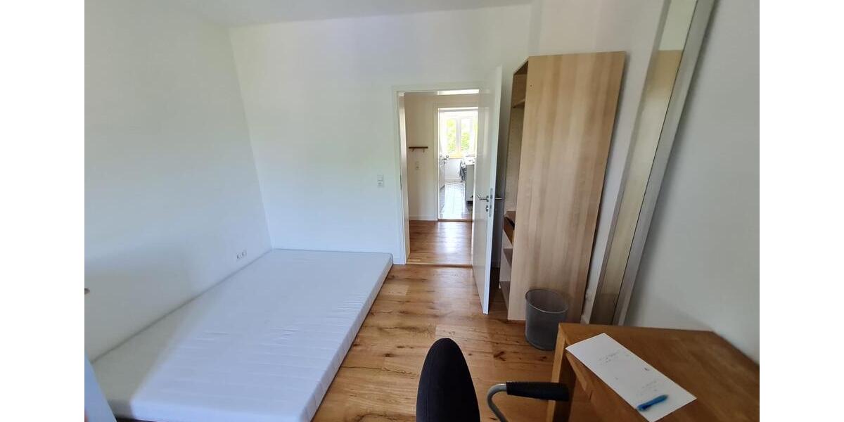 Etagenwohnung Frankfurt am Main Innenstadt 3 - 1 Zimmer, 15 m&sup2;, 750&euro; | Angebot:25999896