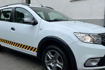 Dacia Logan 207.000 km 6.350 &euro; Frankfurt am Main 60487