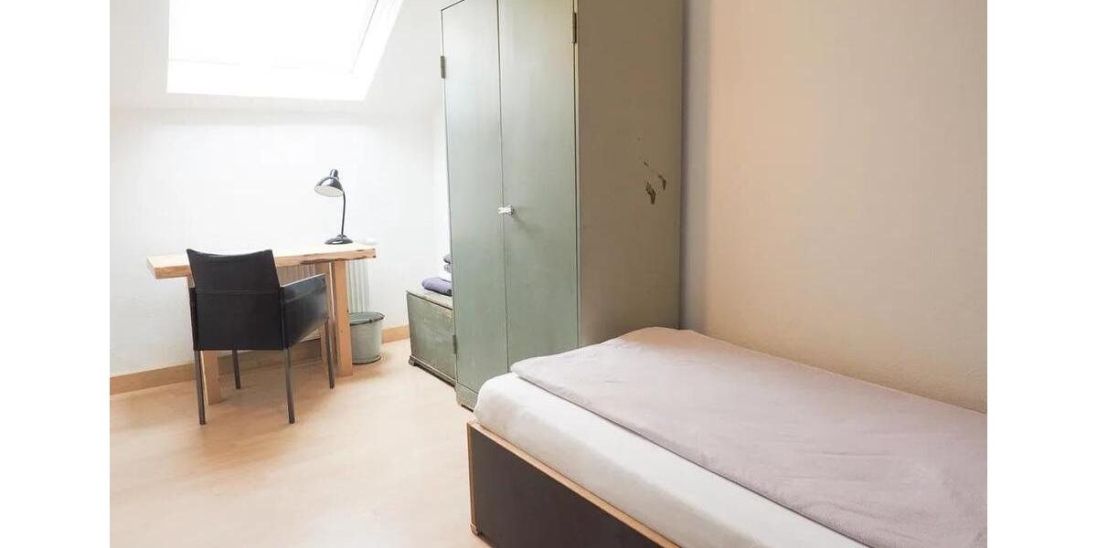 Etagenwohnung Frankfurt am Main Unterliederbach - 3 Zimmer, 56 m&sup2;, 570&euro; | Angebot:23087665