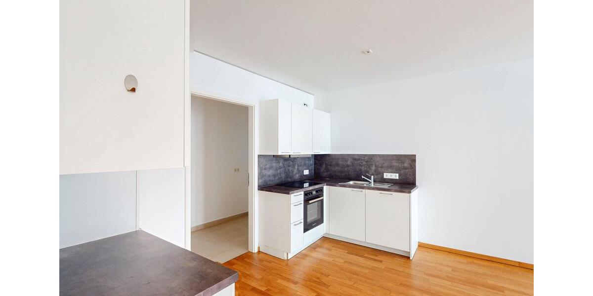 Etagenwohnung Frankfurt am Main - 2 Zimmer, 73 m&sup2;, 1.835&euro; | Angebot:25509895
