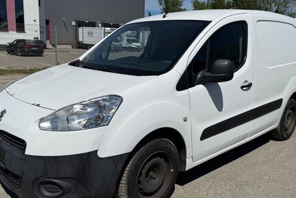 Peugeot Partner 218.006 km 4.790 &euro; Maintal 63477