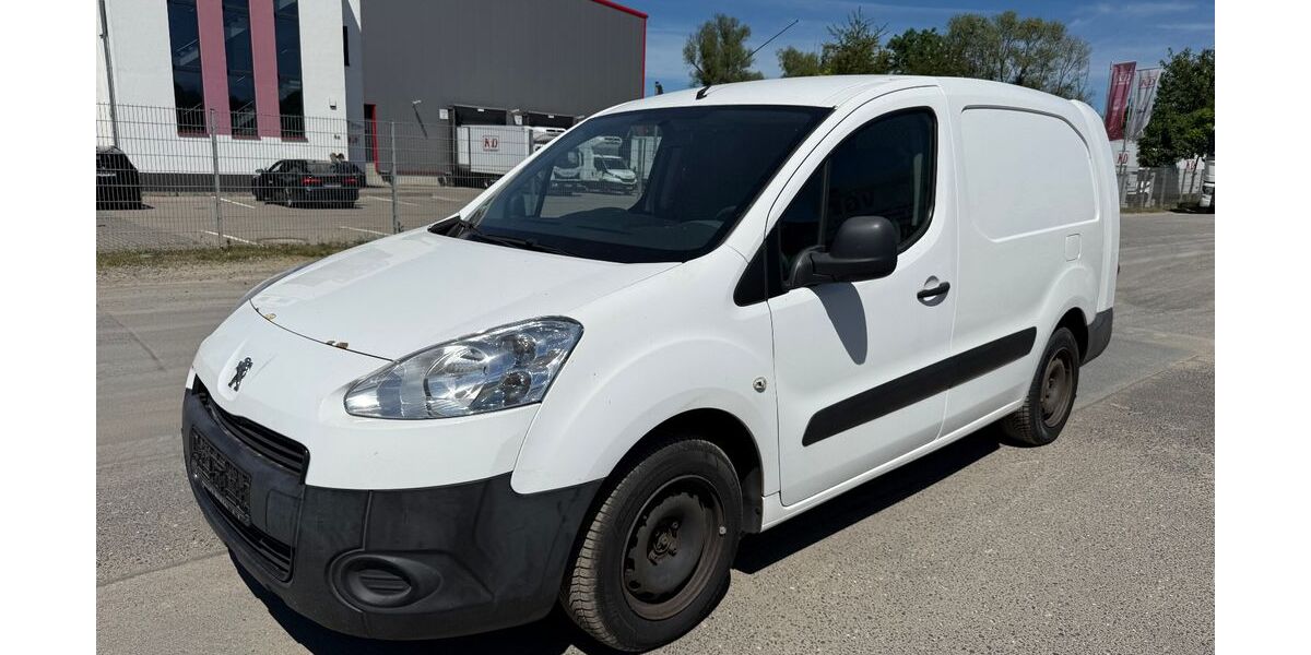 Peugeot Partner 218.006 km 4.790 &euro; Maintal 63477