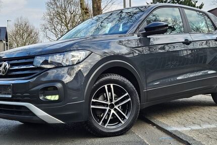 VW T-Cross 195.000 km 10.500 &euro; Bad Homburg 61350