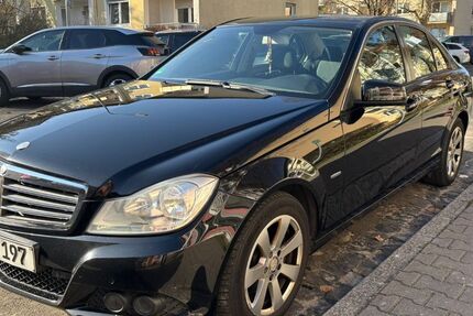 Mercedes-Benz C 220 269.000 km 6.750 &euro; Frankfurt am Main 60437