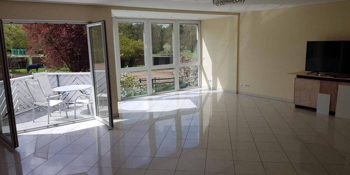 Etagenwohnung Dreieich Dreieichenhain - 4 Zimmer, 144 m&sup2;, 2.000&euro; | Angebot:26628835
