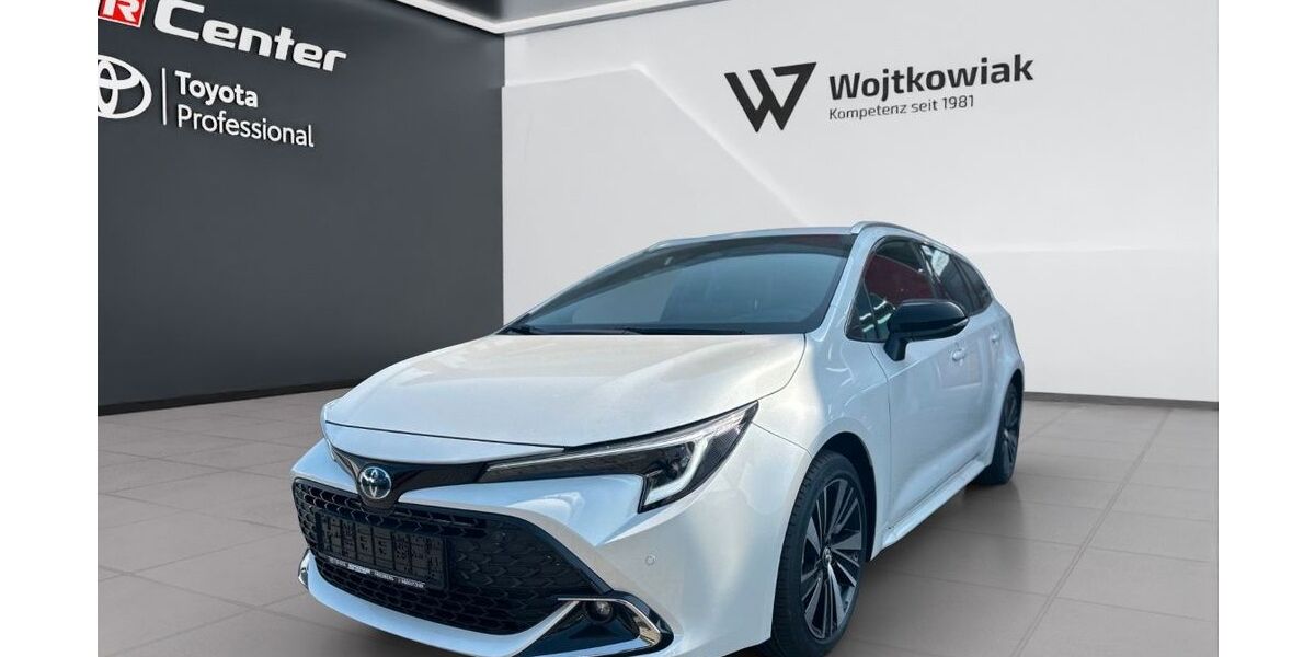 Toyota Corolla 4.000 km 30.490 &euro; Friedberg 61169