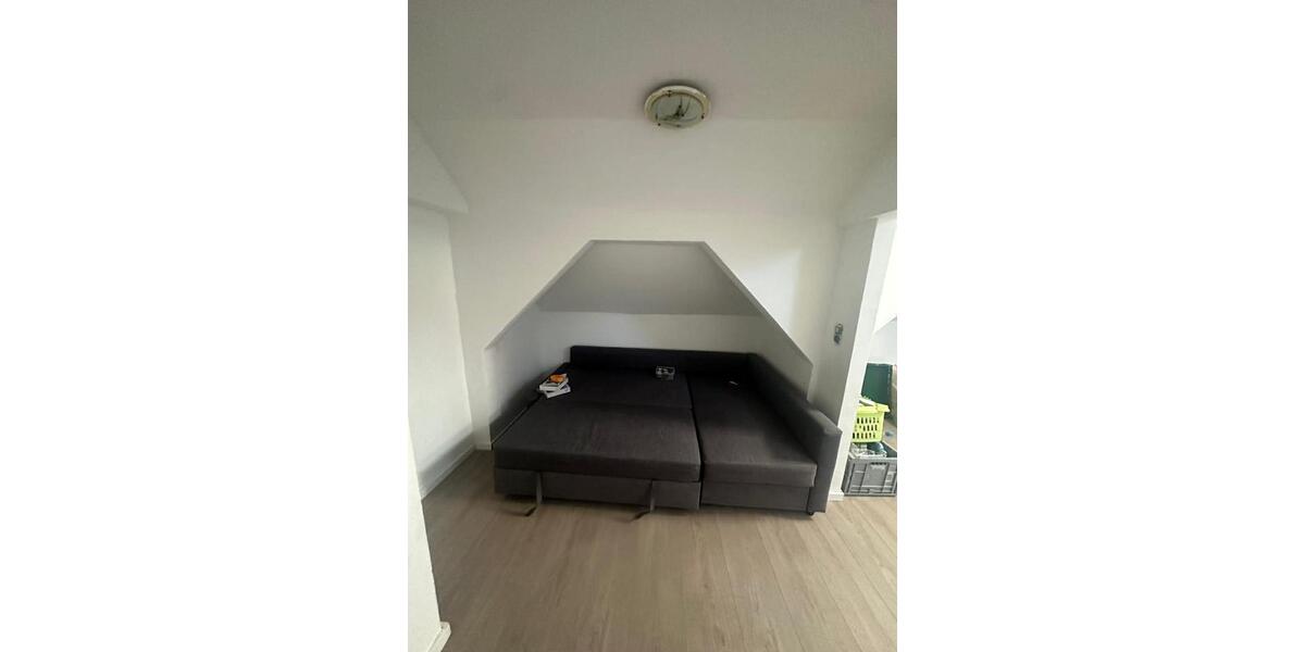 Dachgeschoßwohnung Mühlheim am Main - 3 Zimmer, 65 m&sup2;, 1.200&euro; | Angebot:25365812