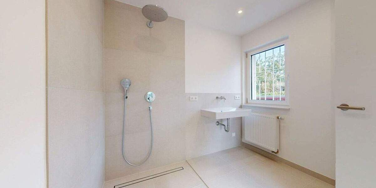 Einfamilienhaus Frankfurt am Main Niederursel - 3 Zimmer, 137 m&sup2;, 1.080.000&euro; | Angebot:25663791