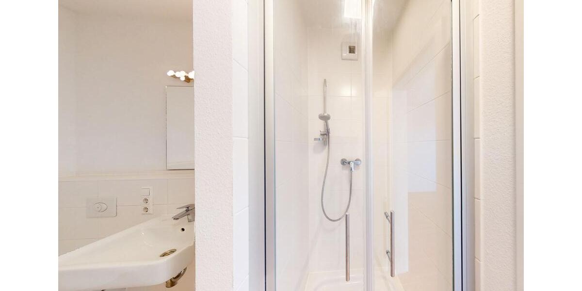 Einfamilienhaus Frankfurt am Main Nord-Ost - 2 Zimmer, 106 m&sup2;, 1.845&euro; | Angebot:26004724