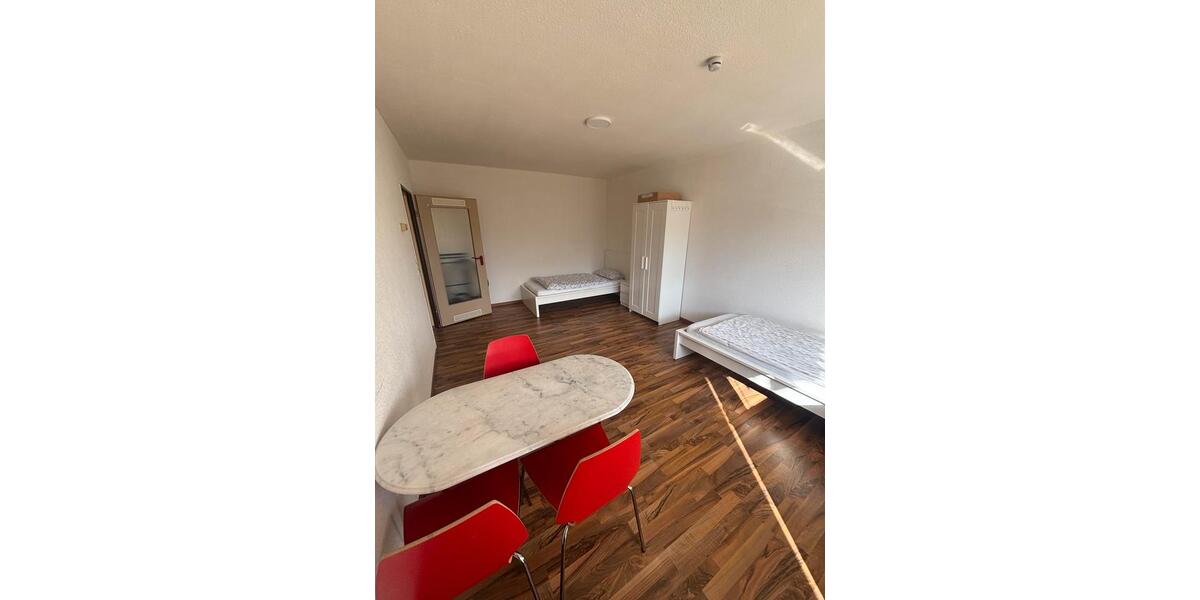 Etagenwohnung Frankfurt am Main Nord-Ost - 2 Zimmer, 65 m&sup2;, 1.950&euro; | Angebot:25950876