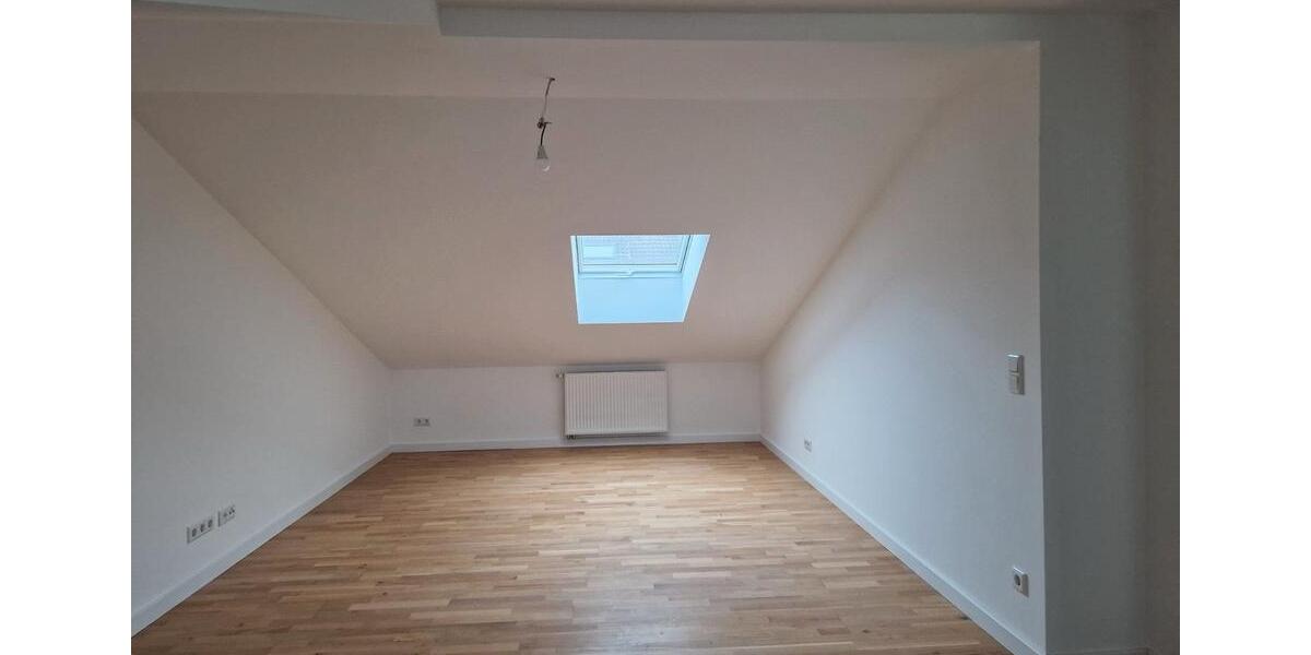 Dachgeschoßwohnung Aschaffenburg Österreicher Kolonie - 2 Zimmer, 55 m&sup2;, 700&euro; | Angebot:26247641