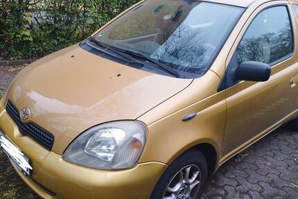 Toyota Yaris 200.000 km 1.799 &euro; Eschborn 65760