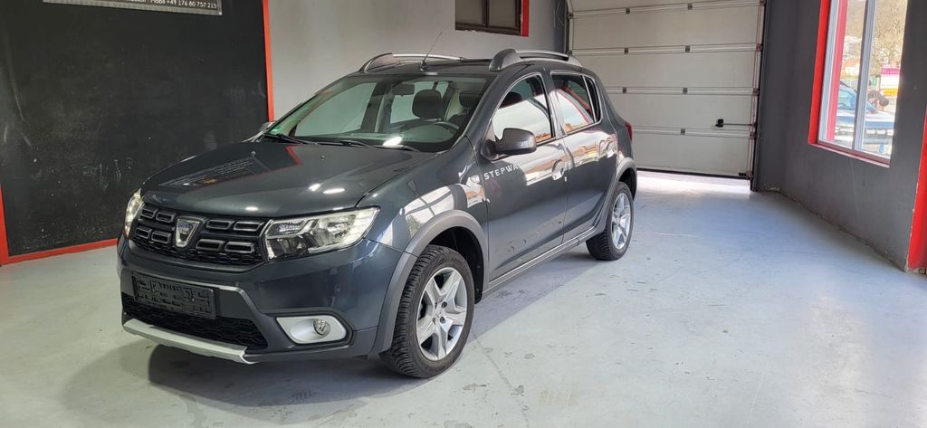 Dacia Sandero 50.750 km 9.490 &euro; Gelnhausen 63571