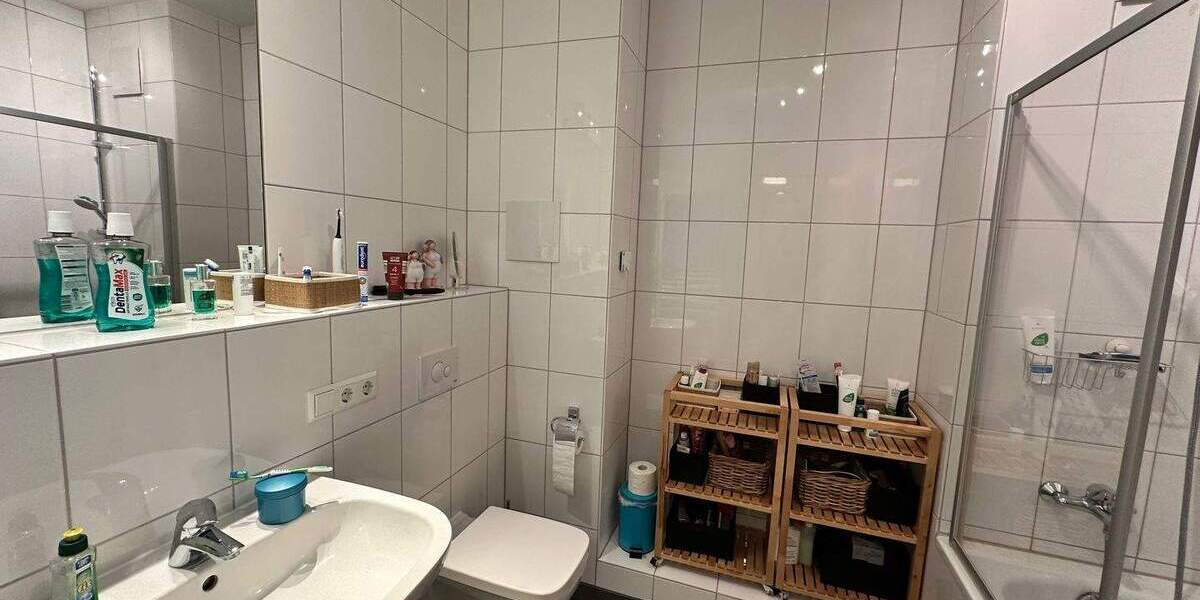 Etagenwohnung Frankfurt am Main Gallus - 2 Zimmer, 72 m&sup2;, 1.450&euro; | Angebot:26037426