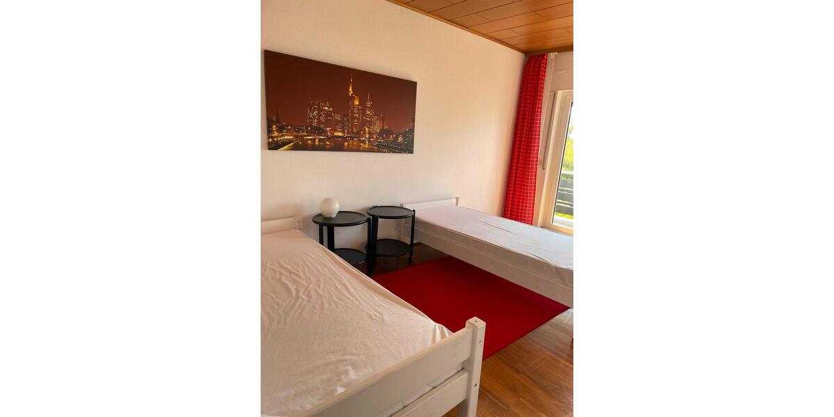 Etagenwohnung Bad Homburg vor der Höhe Gonzenheim - 5 Zimmer, 160 m&sup2;, 1.900&euro; | Angebot:25938868