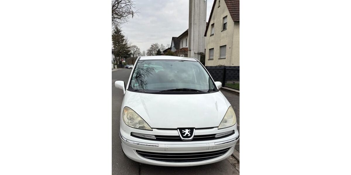 Peugeot 807 220.000 km 890 &euro; Offenbach 63069